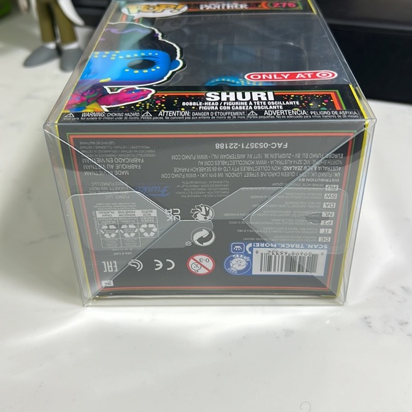 Funko Pop! Black Panther Shuri (Black Light) #276 - Picture 6 of 6